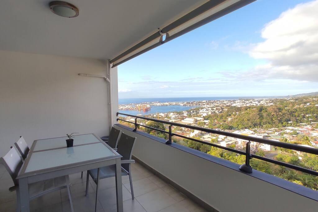 F3 Sur Papeete Vue Mer Et Piscine Extérieur photo