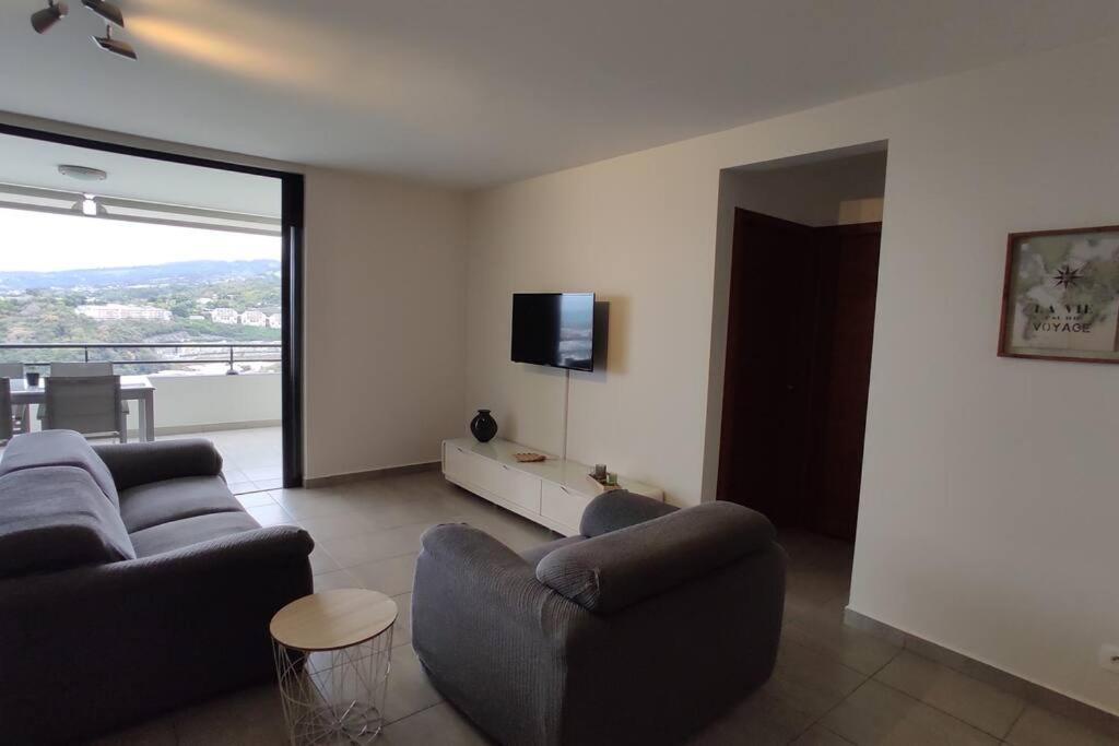 F3 Sur Papeete Vue Mer Et Piscine Extérieur photo